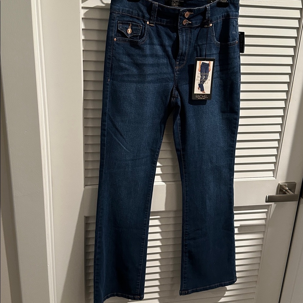NWT RACHEL Rachel Roy Mid Rise Bootcut Flap Back Pocket Jeans. Size 8/29